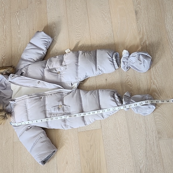 Unisex winter snowsuit 12 months - Picture 9 of 11
